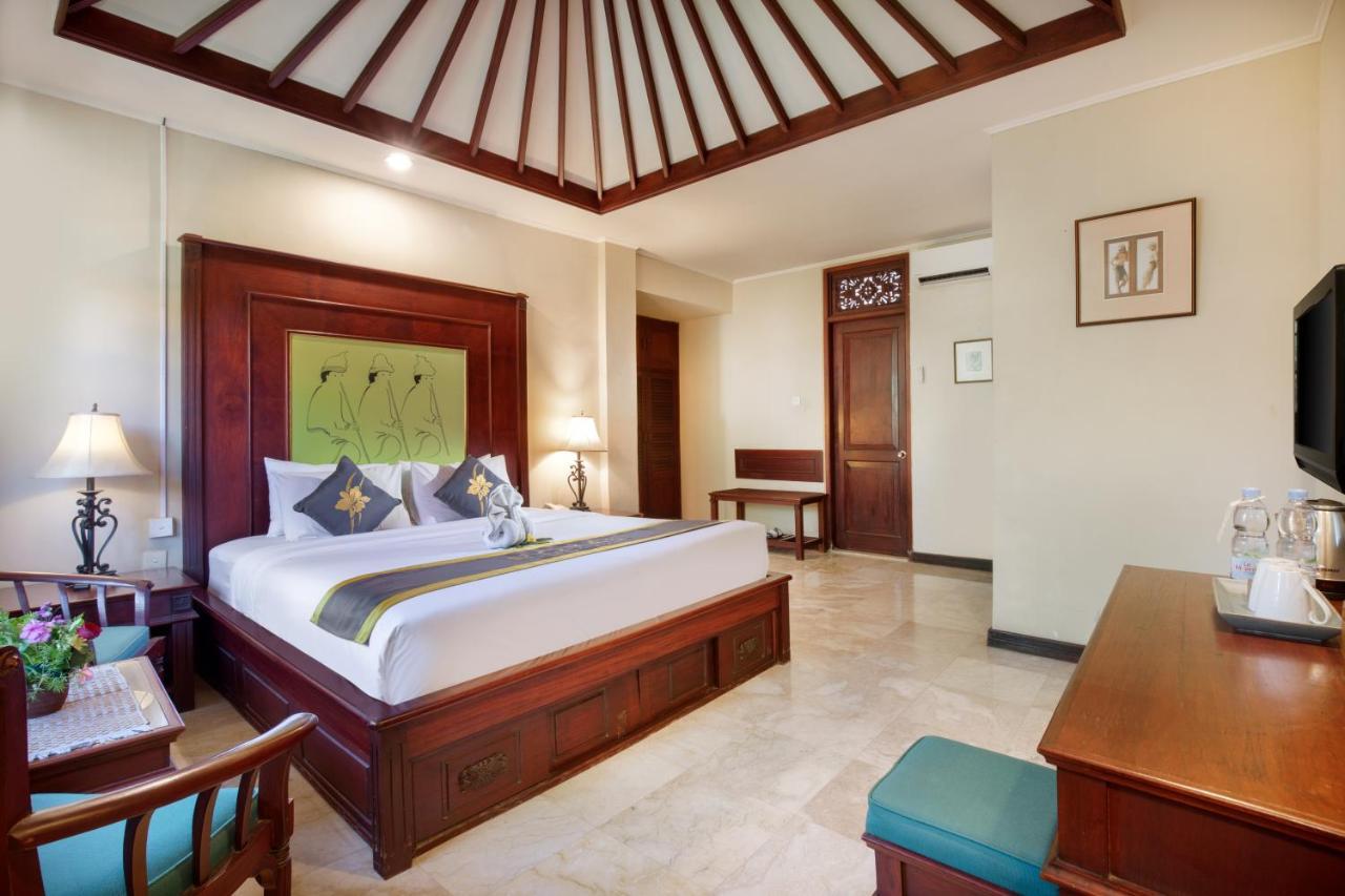 Royal Tunjung Hotel & Villa Legian - Chse Certified מראה חיצוני תמונה